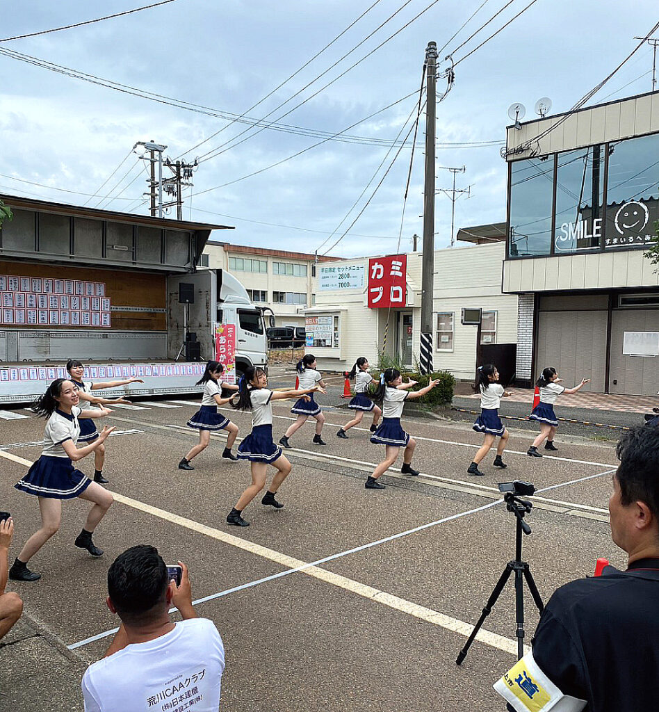 ダンスチーム